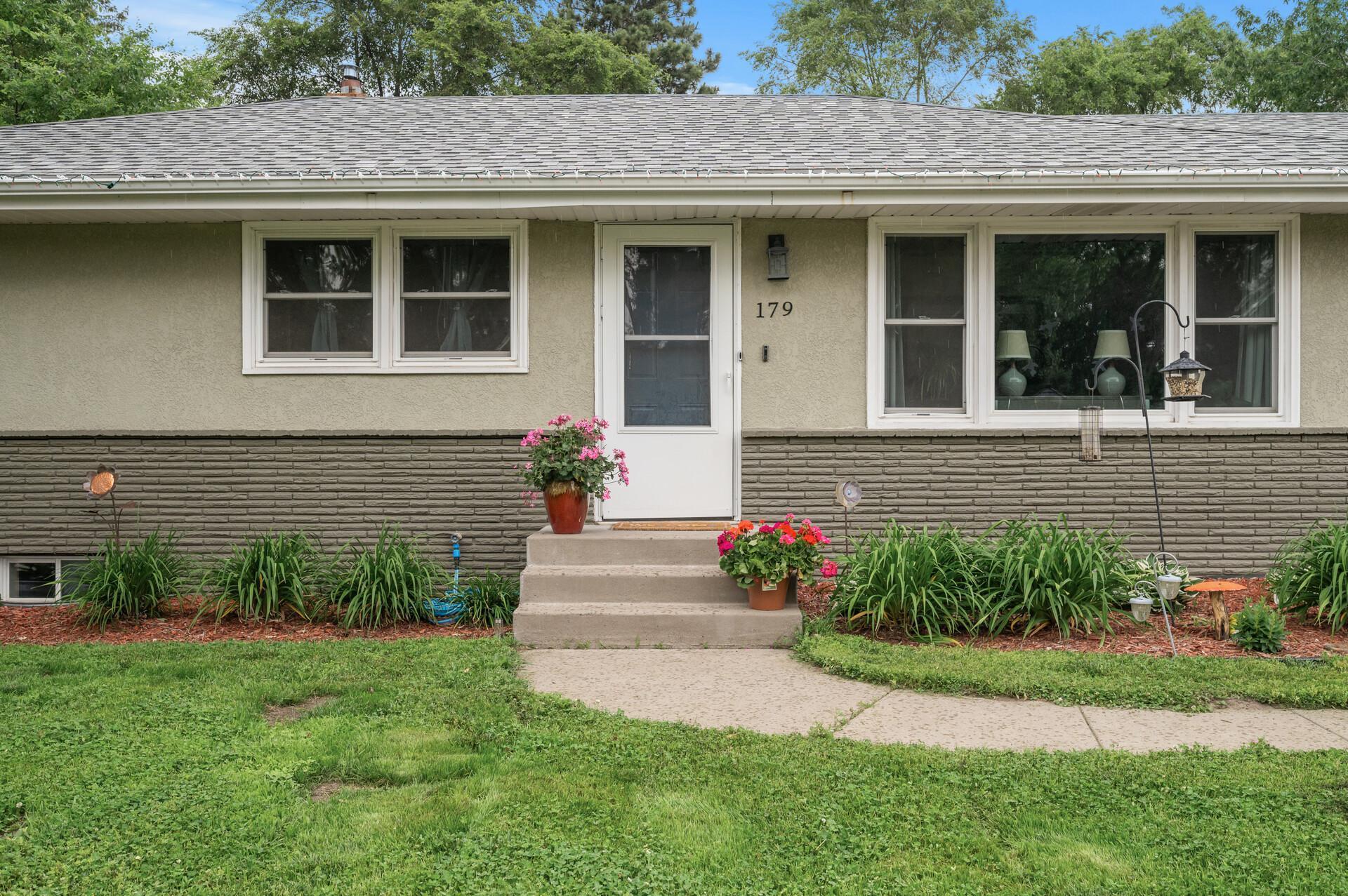 179 County Road F W