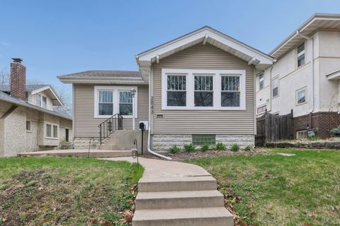 2043 Stanford Avenue Saint Paul MN 55105