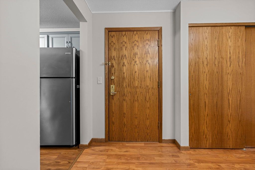 Photo of 1666 Coffman Street #101, Falcon Heights, MN 55108 (MLS # 7003048)