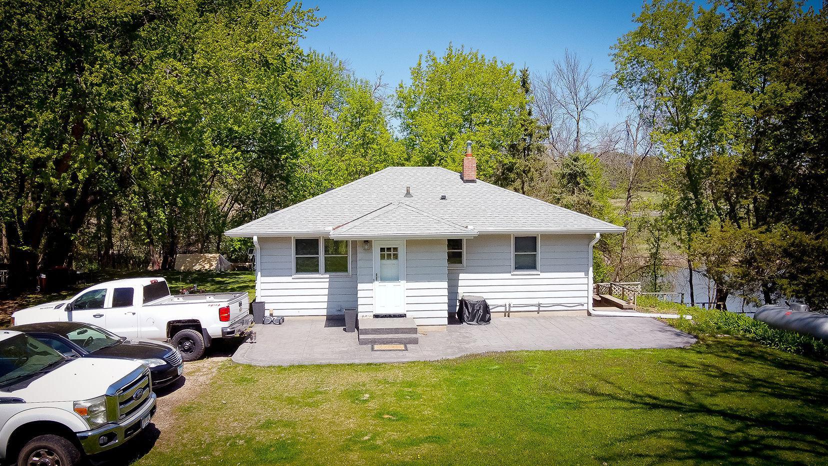8195 College Trail