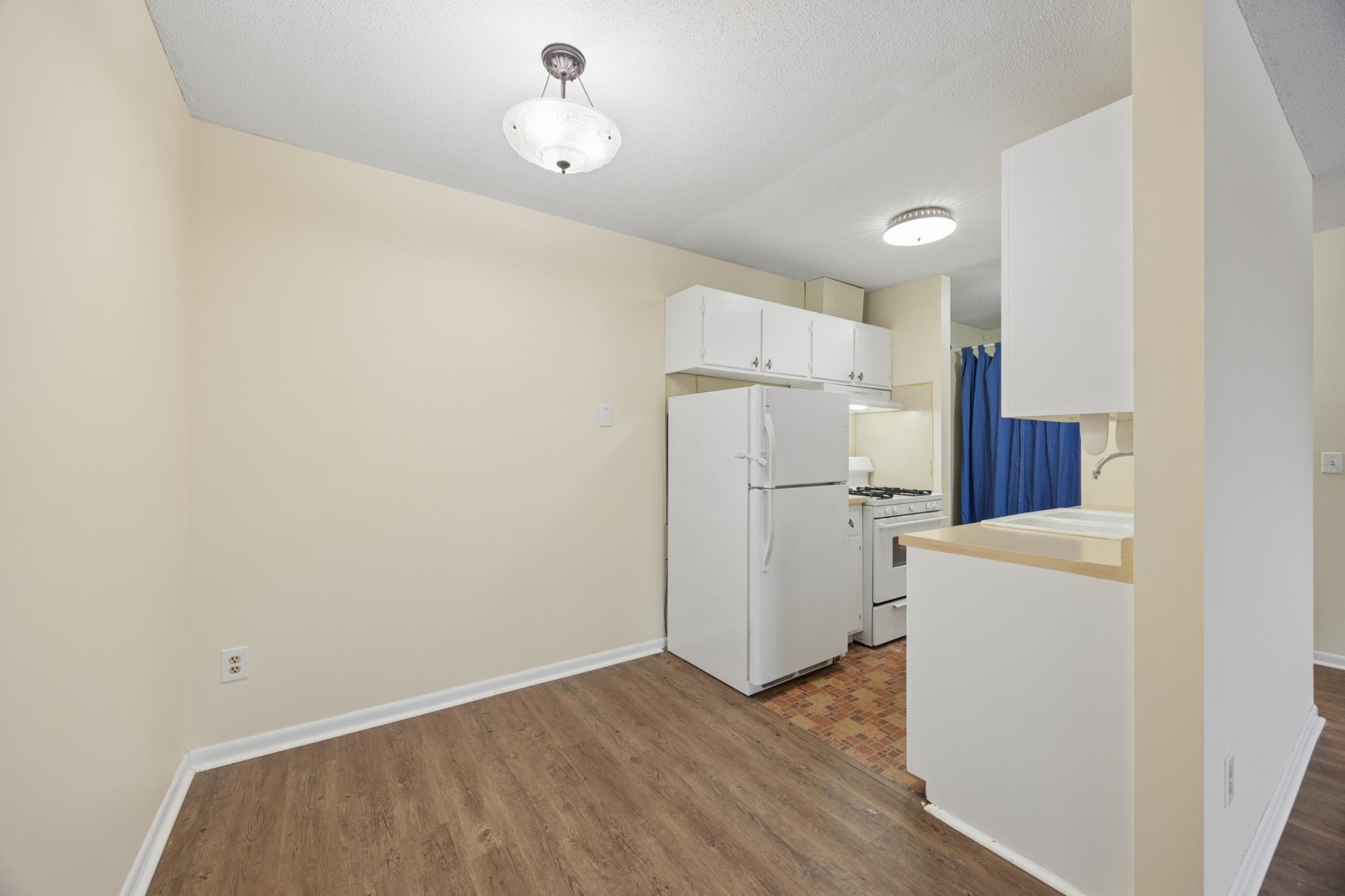 2630 Pleasant Avenue 306