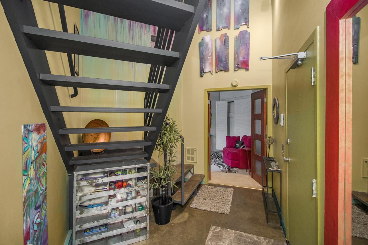 512 Laurel Avenue 1