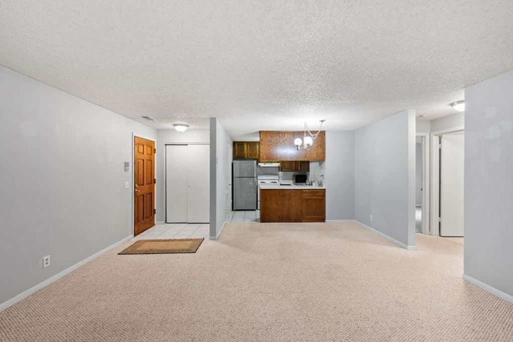 Photo of 742 County Road F W #1002, Shoreview, MN 55126 (MLS # 6819782)