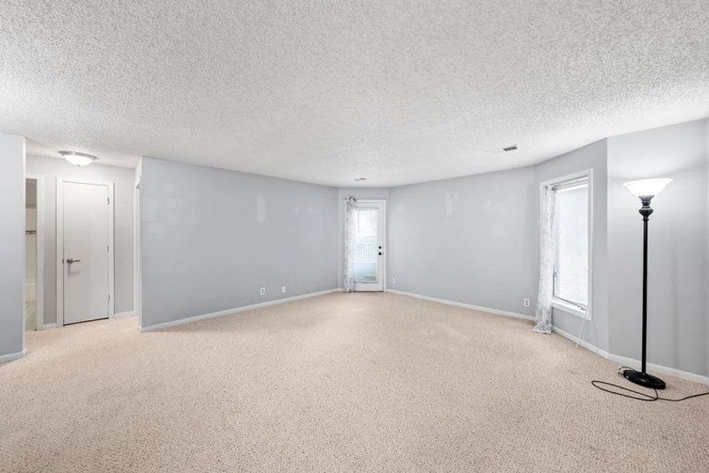 Photo of 742 County Road F W #1002, Shoreview, MN 55126 (MLS # 6819782)
