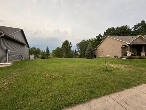Photo of 2620 Oak Lawn Drive, Northfield, MN 55057 (MLS # 6592916)