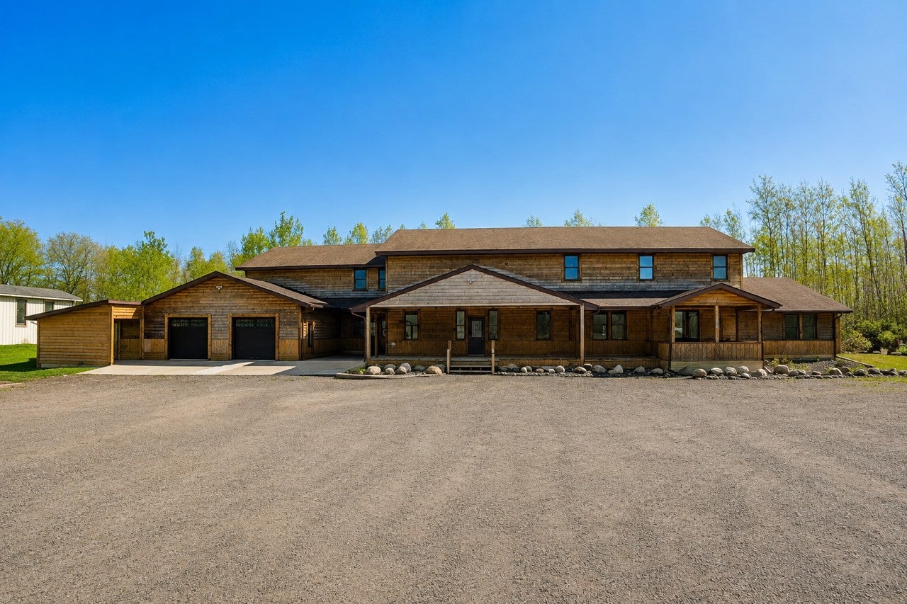24687 Anchor Inn Rd, Webster, WI, 54893, USA, 8 Bedrooms Bedrooms, ,8 BathroomsBathrooms,Residential,Active,24687 Anchor Inn Rd,7071025