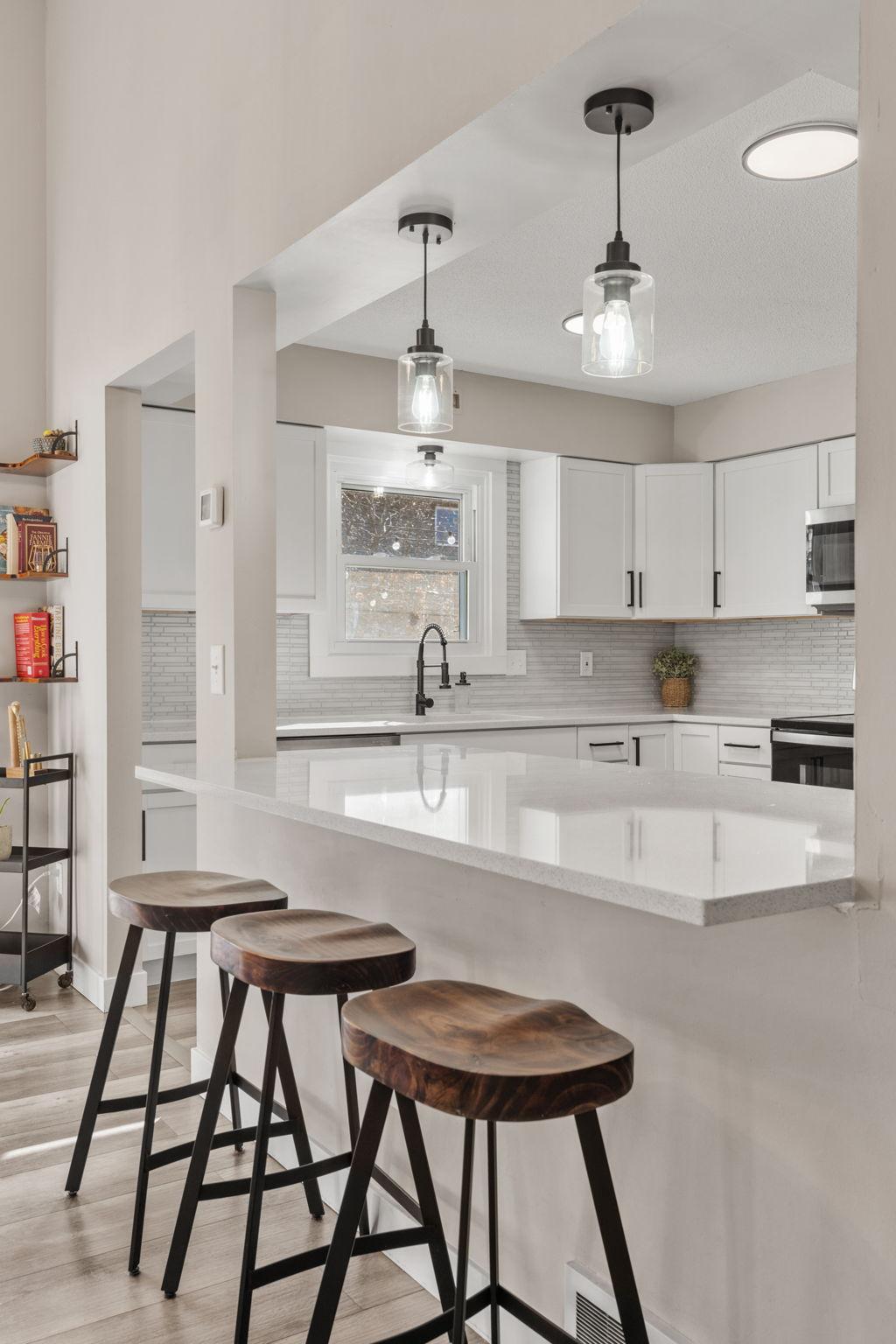 2946 Mcknight Road N