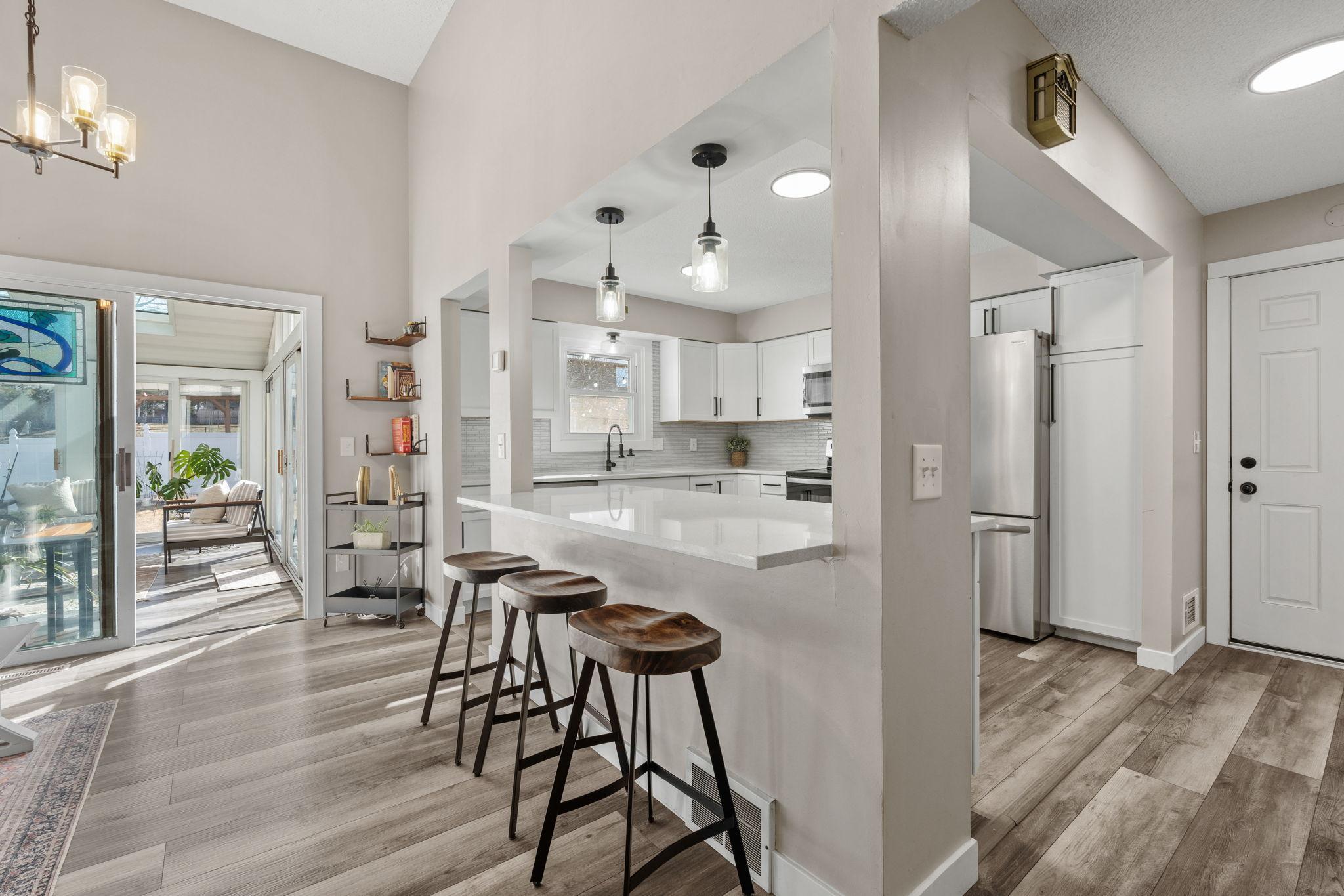 2946 Mcknight Road N