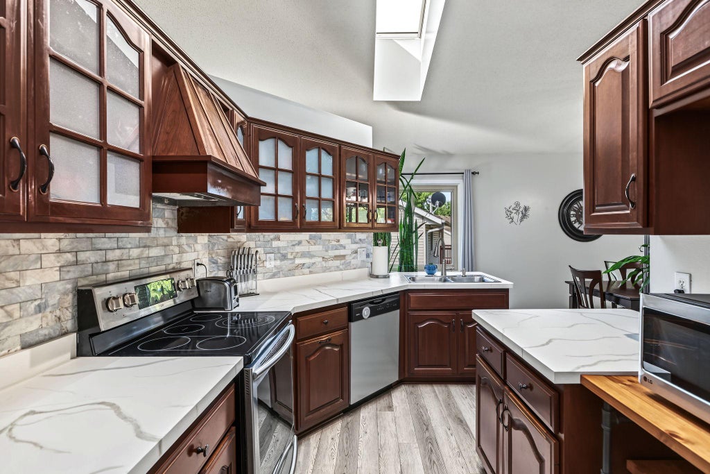 Photo of 16781 Jonquil Trail, Lakeville, MN 55044 (MLS # 7131250)