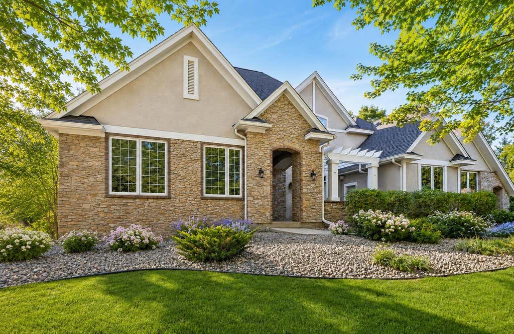 Photo of 3907 Wild Meadows Drive, Medina, MN 55340 (MLS # 7119114)