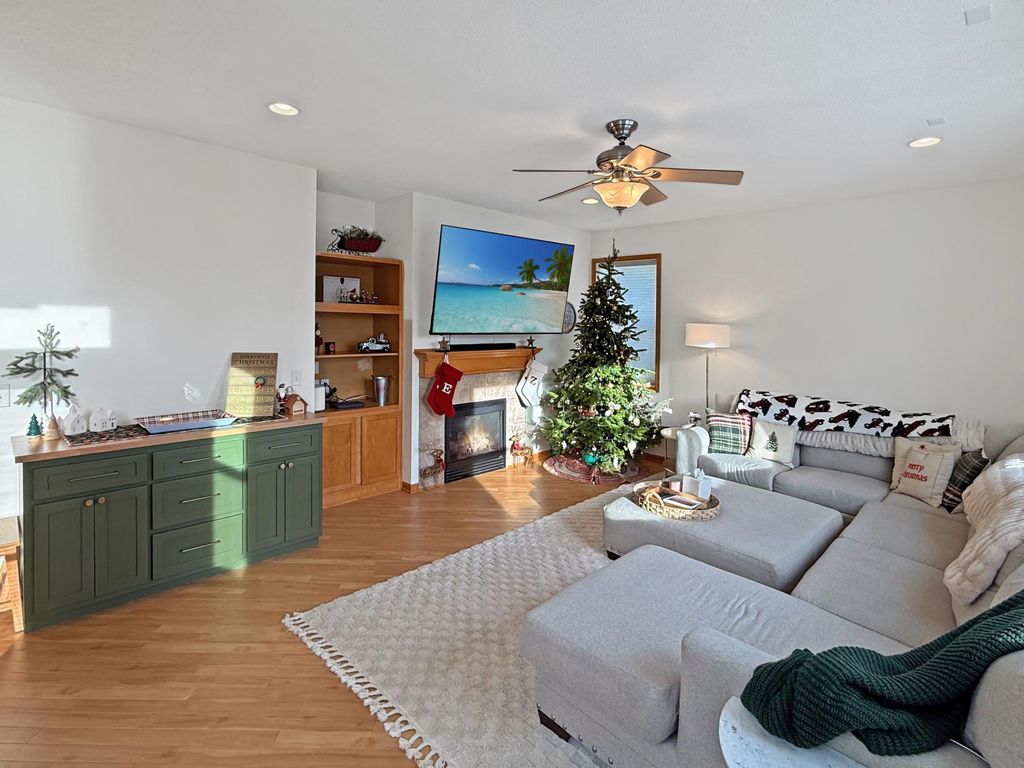 Photo of 4591 Empress Way N, Hugo, MN 55038 (MLS # 6826024)