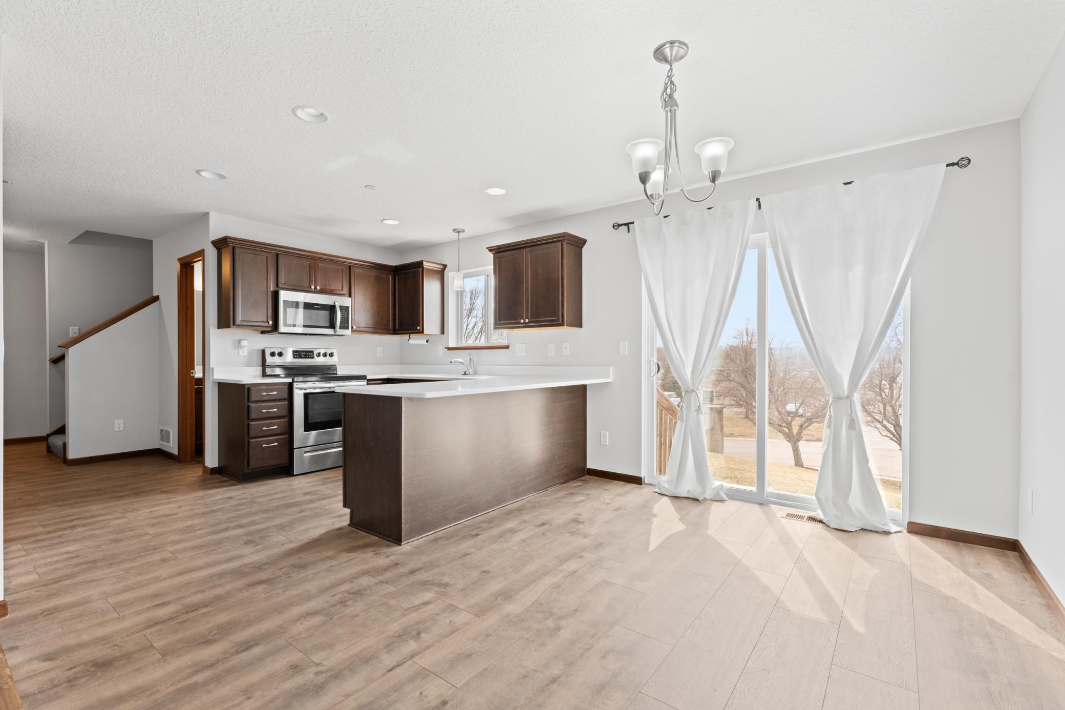 5046 Foxfield Drive NW