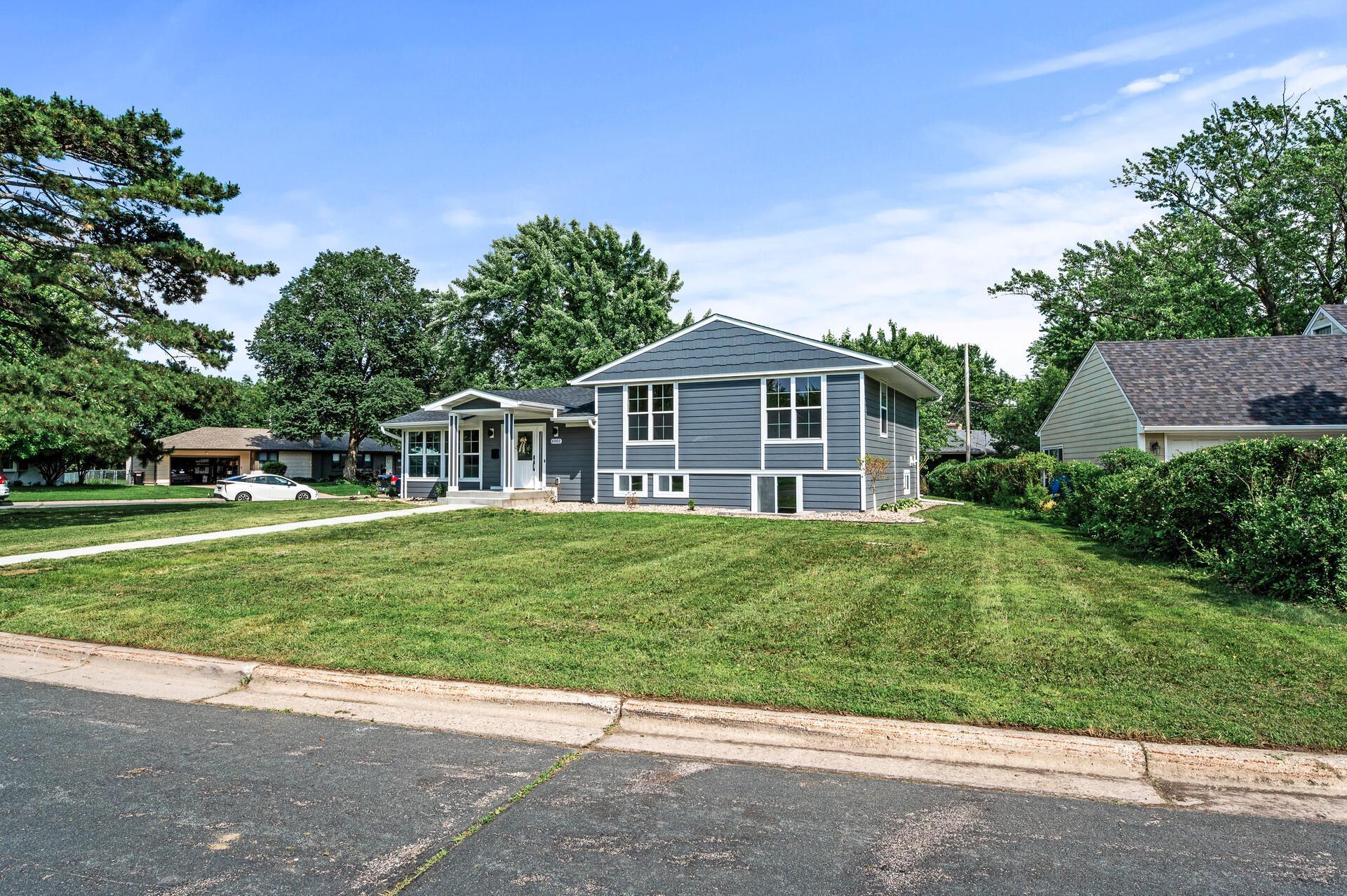 6901 Dawson Lane