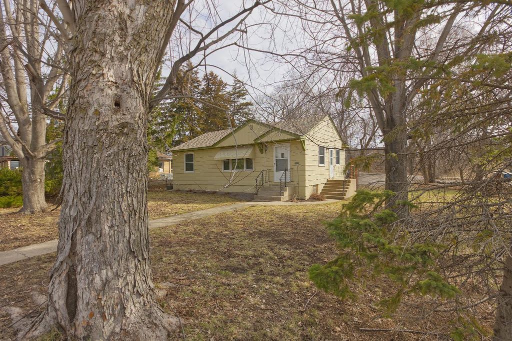 Photo of 308 Central Avenue, Buffalo, MN 55313 (MLS # 7046443)
