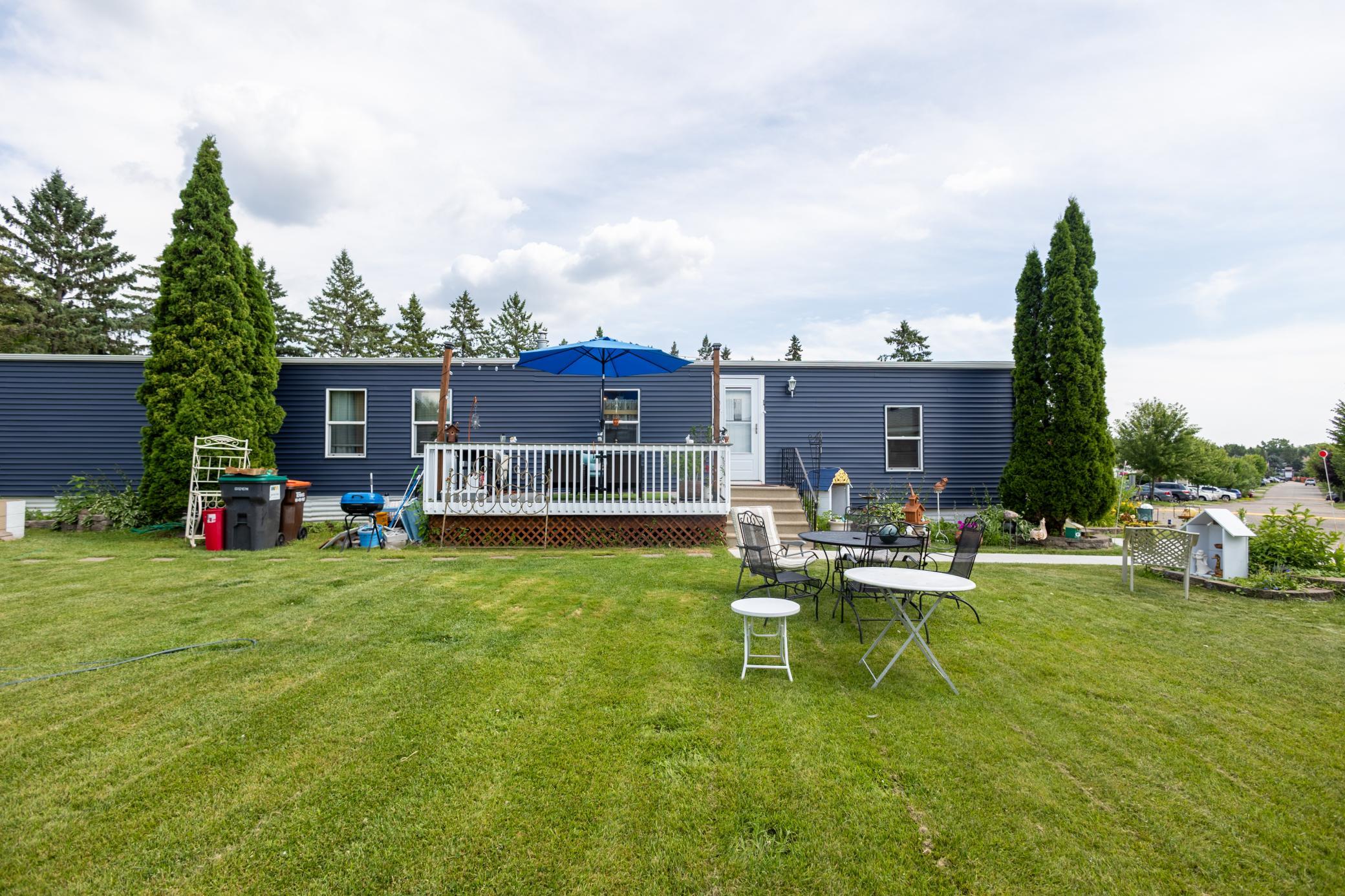 2713 Benlana Court