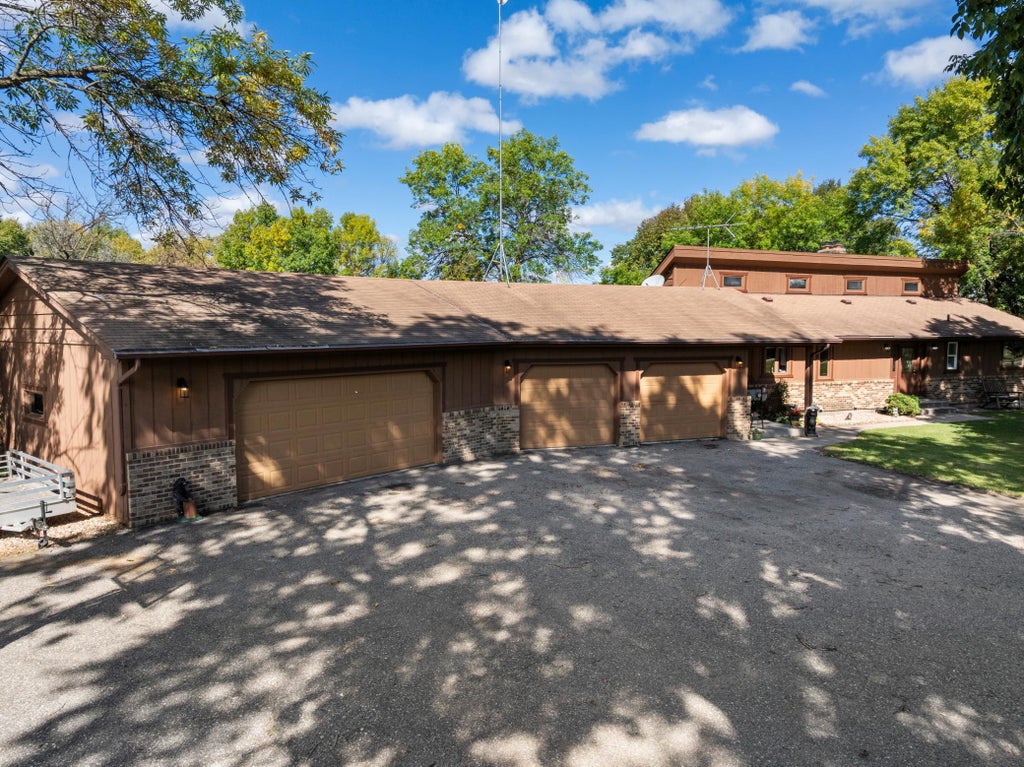 Photo of 4177 County Road 6 NW, Annandale, MN 55302 (MLS # 7054655)