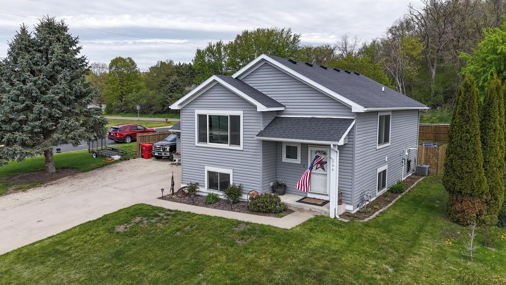 Photo of 546 6th Street SW, Pine Island, MN 55963 (MLS # 7071036)
