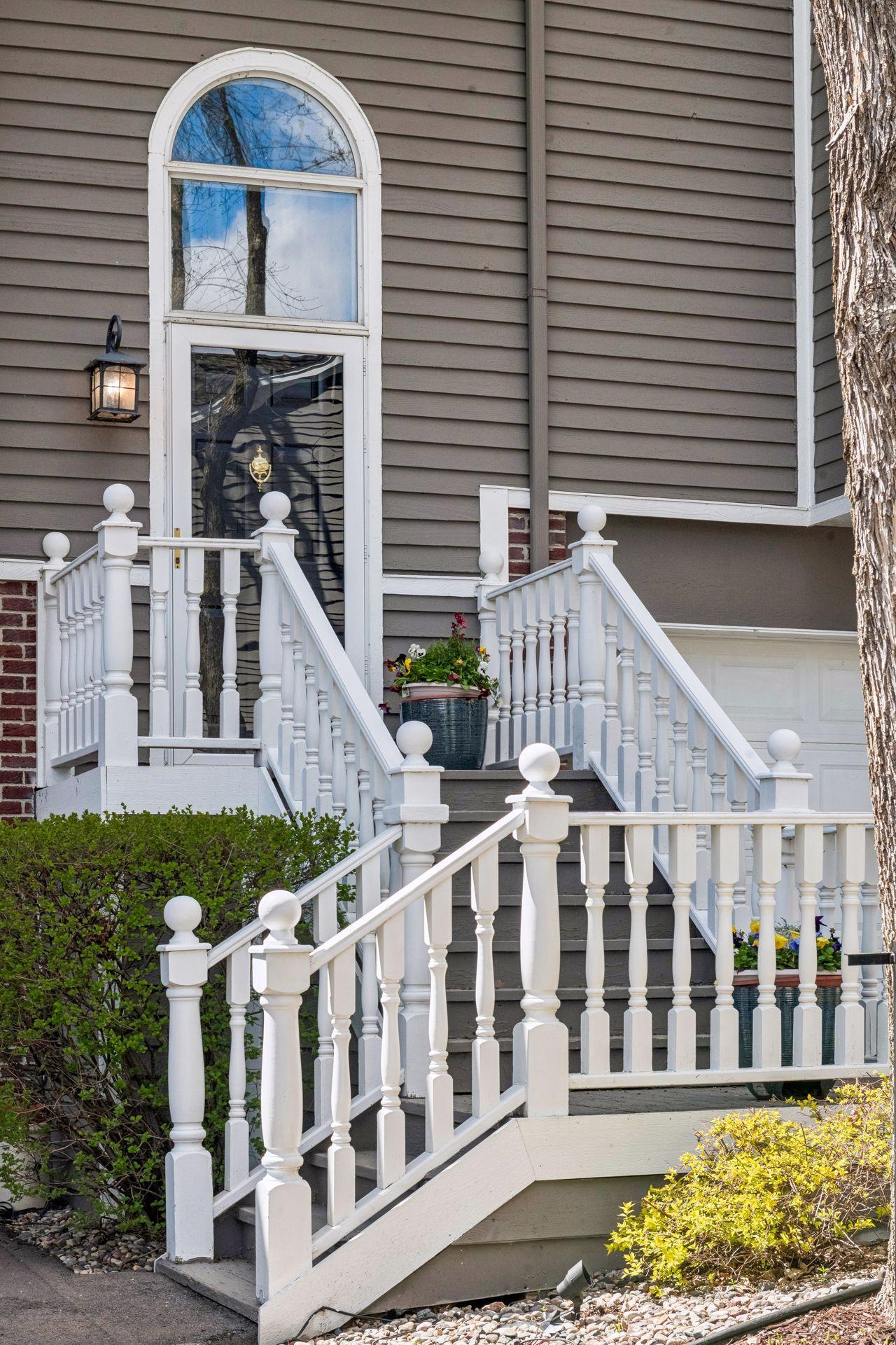 103 Edgewood Court