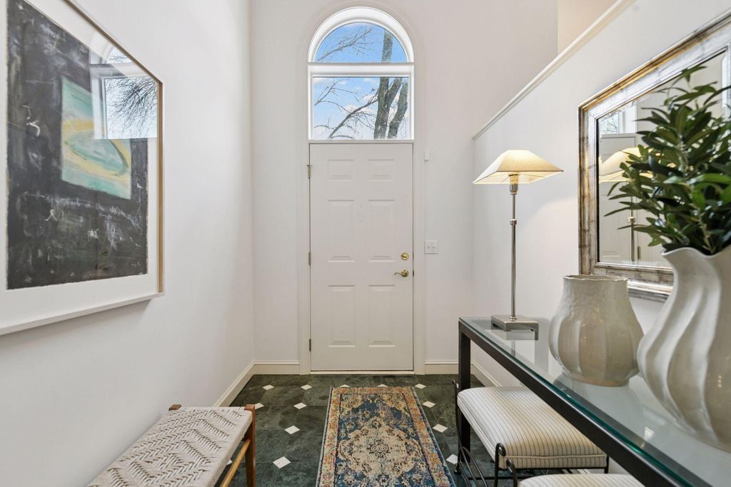 Photo of 103 Edgewood Court, Wayzata, MN 55391 (MLS # 6826234)