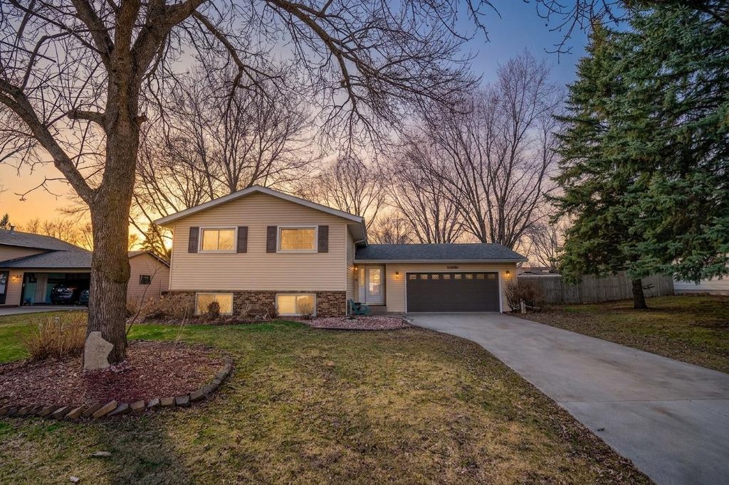 Photo of 1400 17th Street SW, Willmar, MN 56201 (MLS # 7052158)