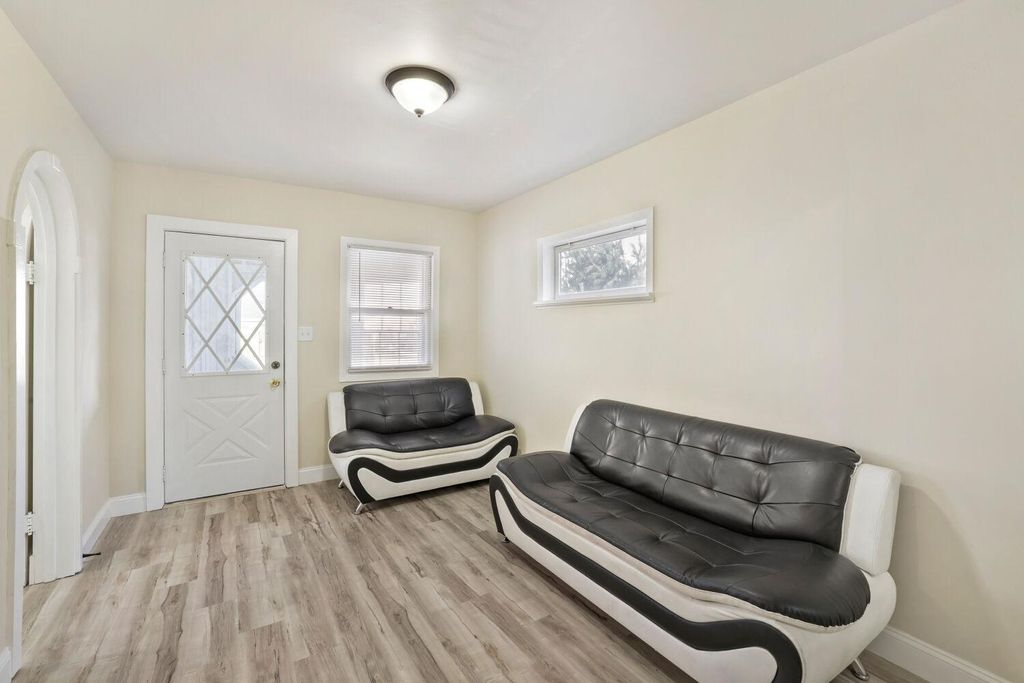 Photo of 1978 Utica Avenue, Saint Paul, MN 55119 (MLS # 7033790)