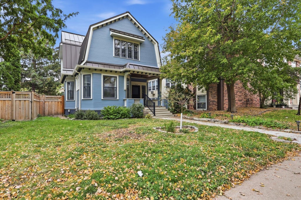 Photo of 2220 Pleasant Avenue, Minneapolis, MN 55404 (MLS # 7160296)