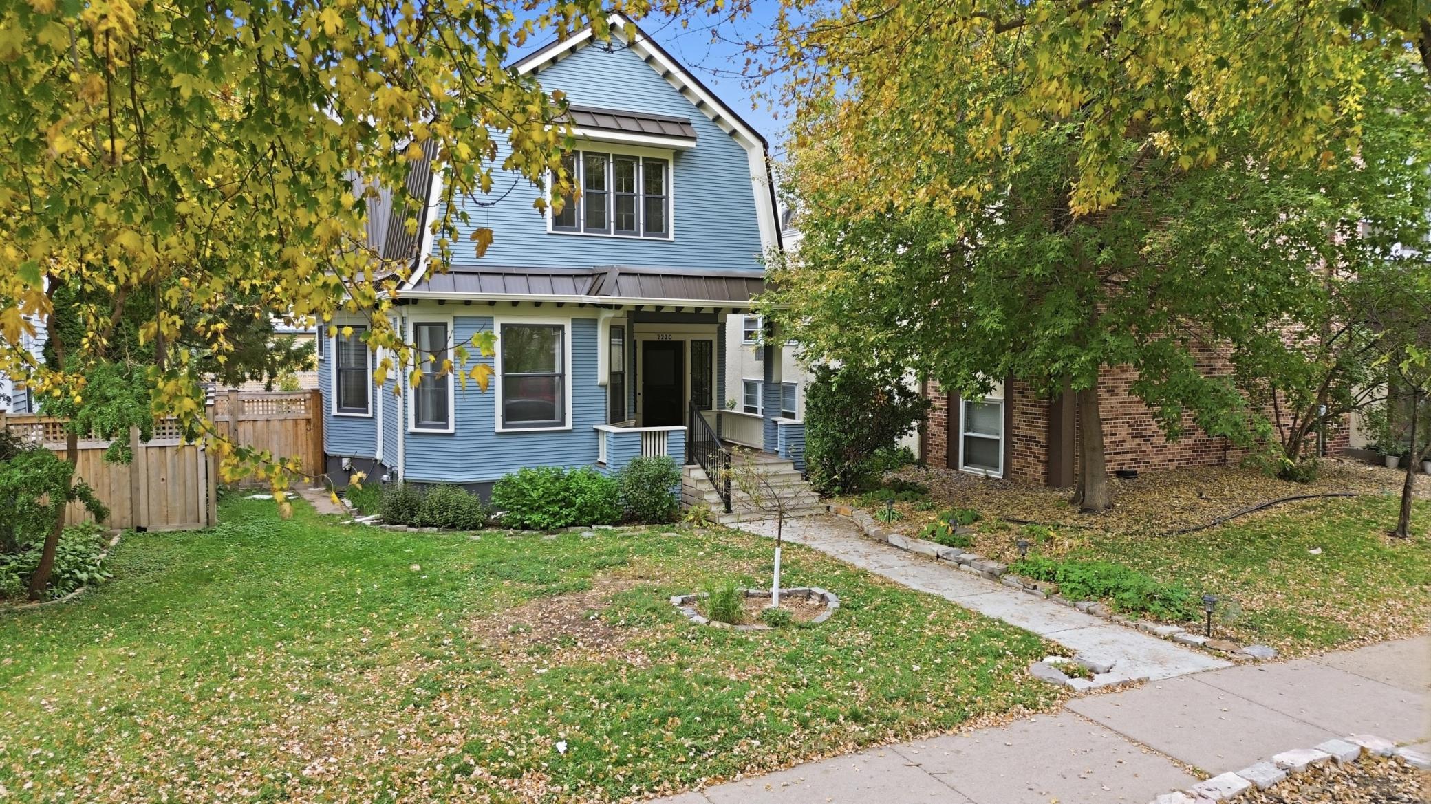 2220 Pleasant Avenue