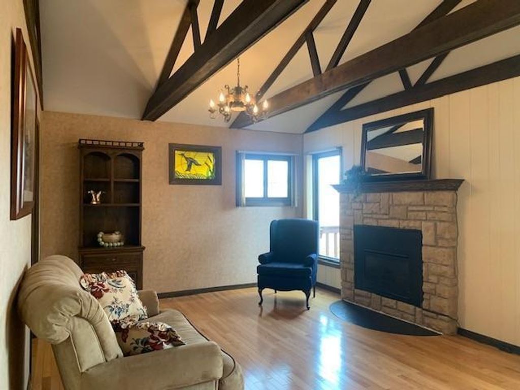 Photo of 2565 Martin Way, White Bear Lake, MN 55110 (MLS # 7025224)