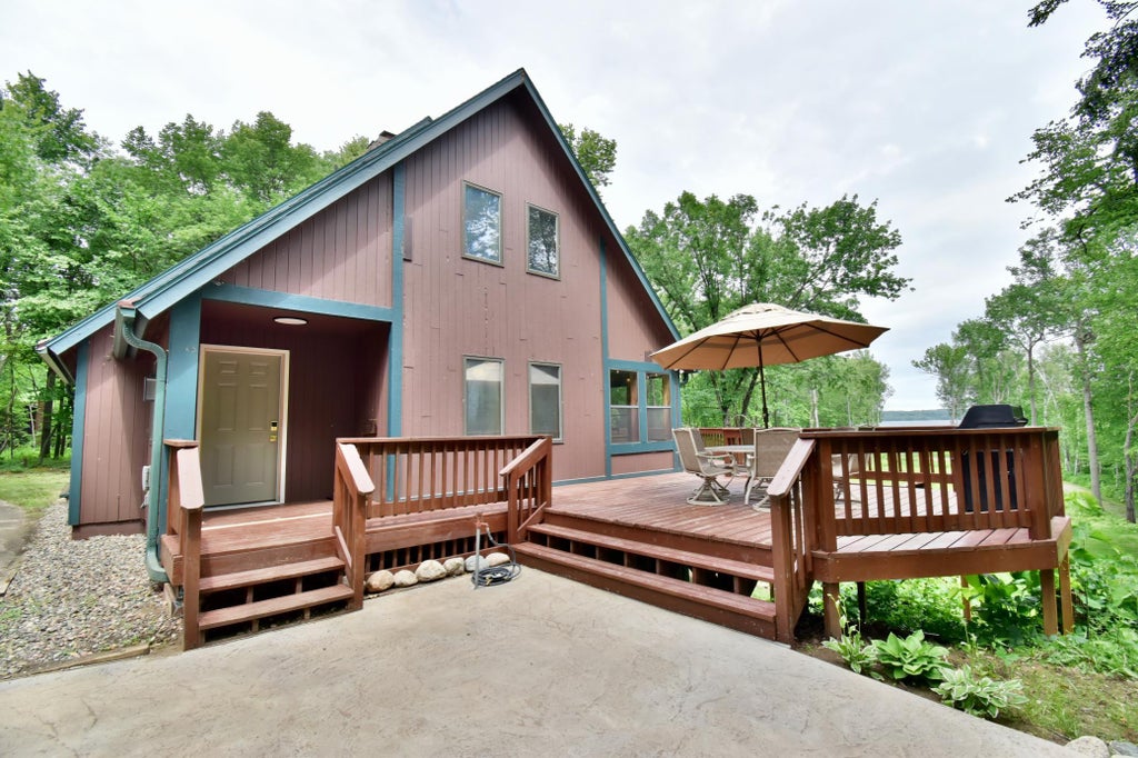 Photo of 27302 Ridgewood Drive, Merrifield, MN 56465 (MLS # 7111050)