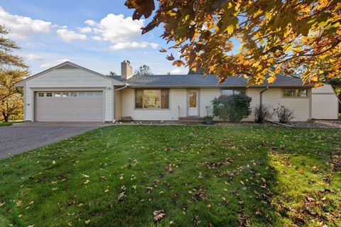 3228 Victoria Street N Shoreview MN 55126