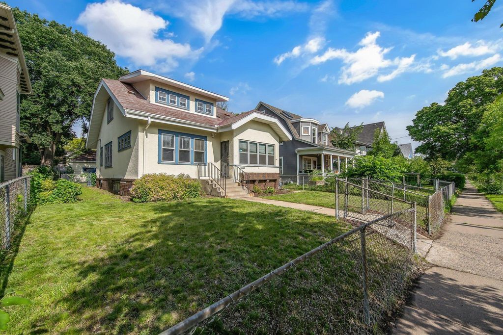 Photo of 3736 Park Avenue, Minneapolis, MN 55407 (MLS # 7092405)
