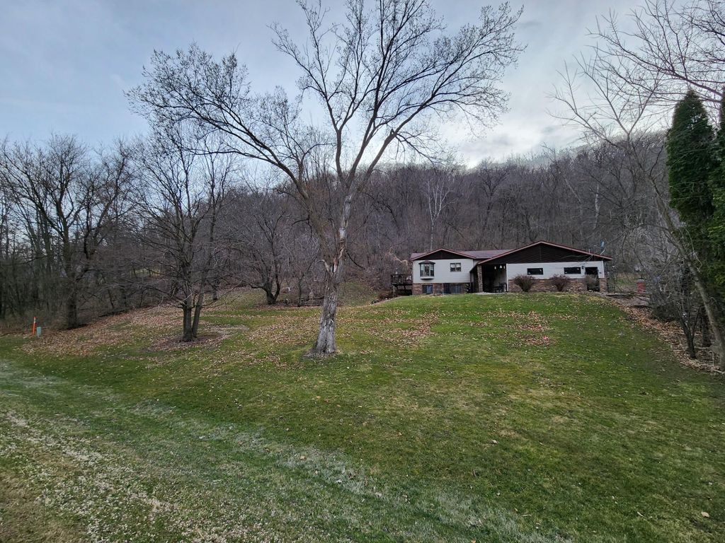 Photo of 15107 County Road 25, Rollingstone, MN 55969 (MLS # 7046973)