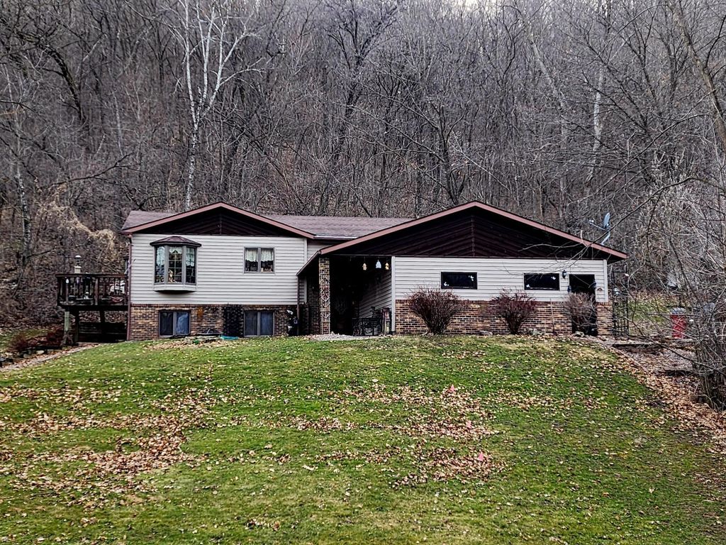 Photo of 15107 County Road 25, Rollingstone, MN 55969 (MLS # 7046973)