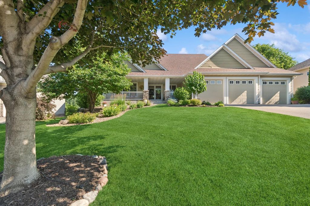 Photo of 13291 Danner Path, Rosemount, MN 55068 (MLS # 7017603)