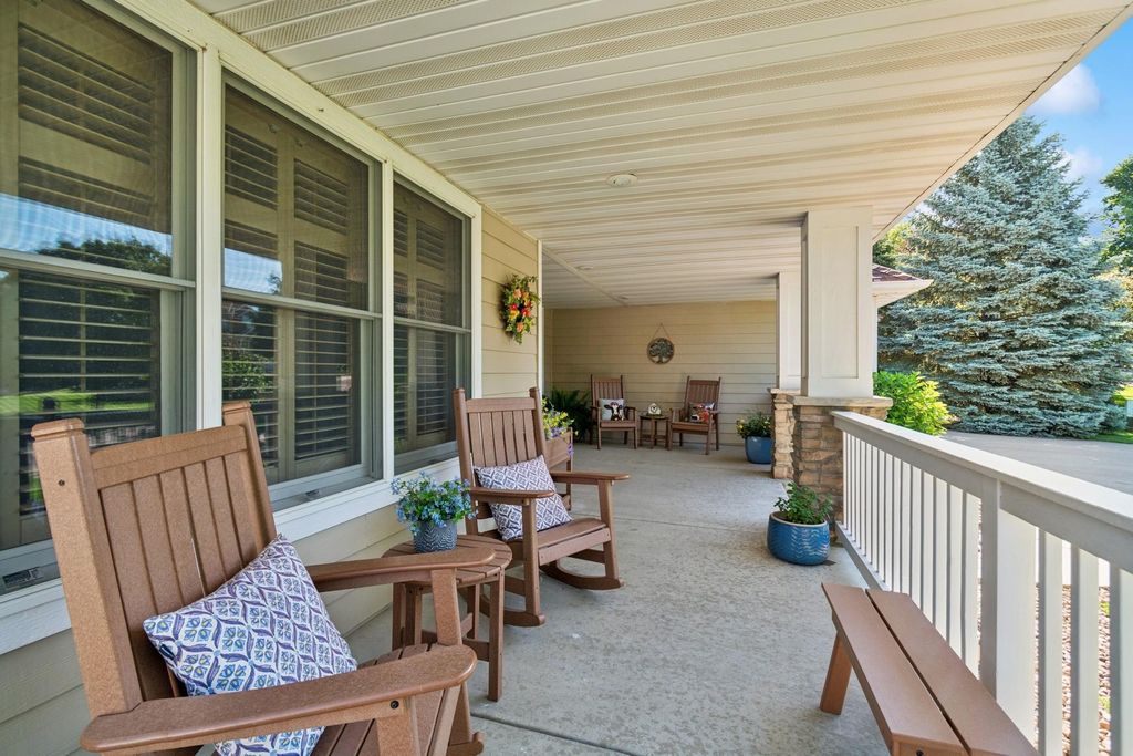 Photo of 13291 Danner Path, Rosemount, MN 55068 (MLS # 7017603)