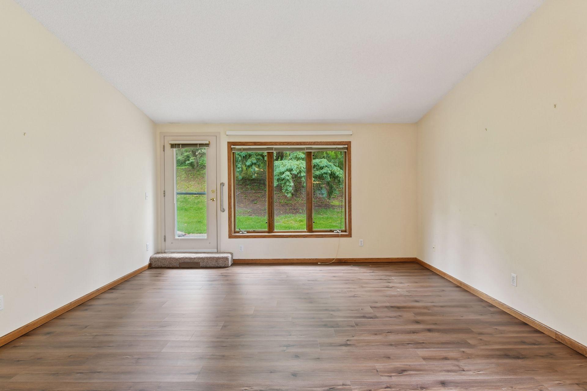 1682 Brueberry Lane