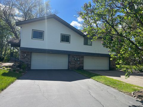 9843 Cavell Circle Bloomington MN 55438