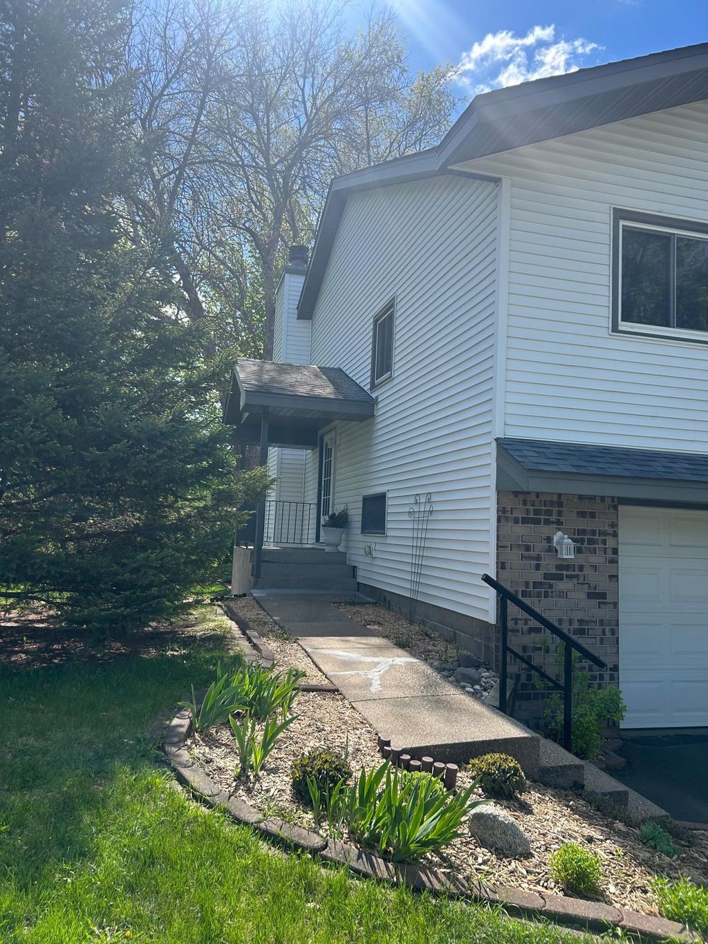 Photo of 9843 Cavell Circle, Bloomington, MN 55438 (MLS # 7054599)
