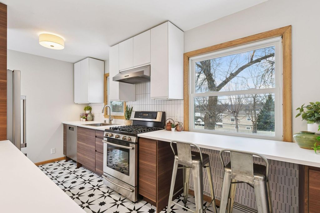 Photo of 9015 Stanlen Road, Saint Louis Park, MN 55426 (MLS # 7020009)