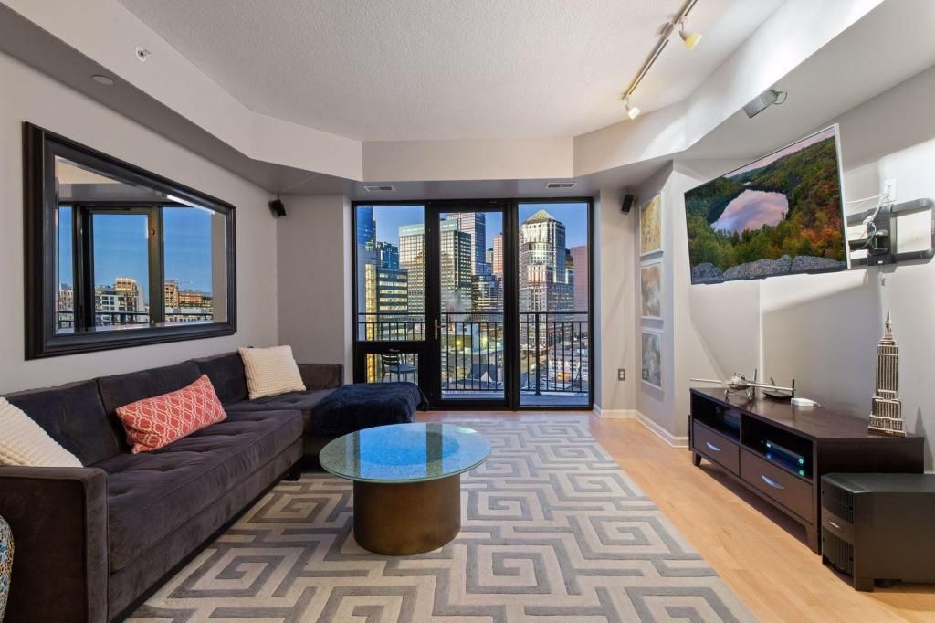 Photo of 500 E Grant Street #1503, Minneapolis, MN 55404 (MLS # 6826531)