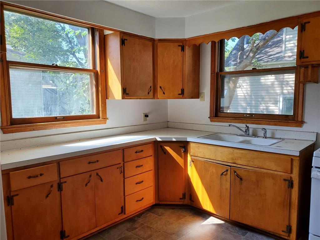 Photo of 621 Morgan Avenue N, Minneapolis, MN 55411 (MLS # 6791962)