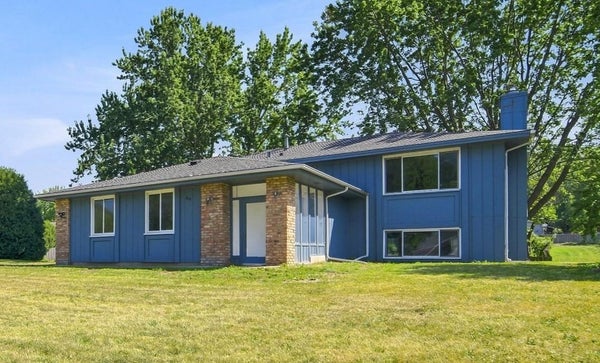 360 BROOKS AVE W, SAINT PAUL, MN 55113 - Image 2f5dacec8dd2f6b7420daa48c3a21c51/3459622787