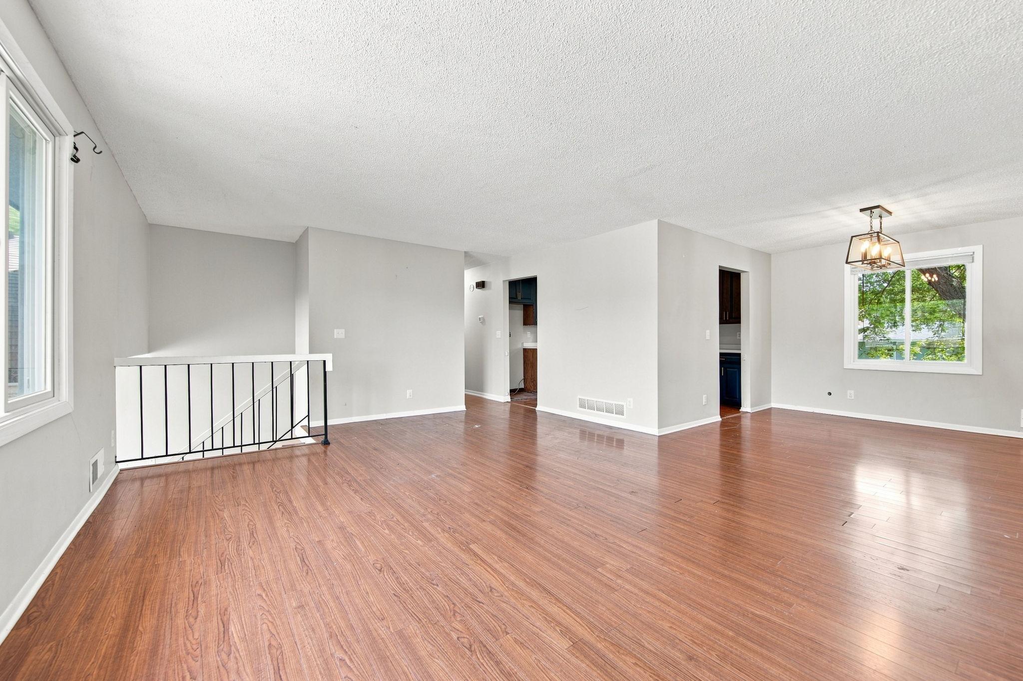 360 Brooks Avenue W
