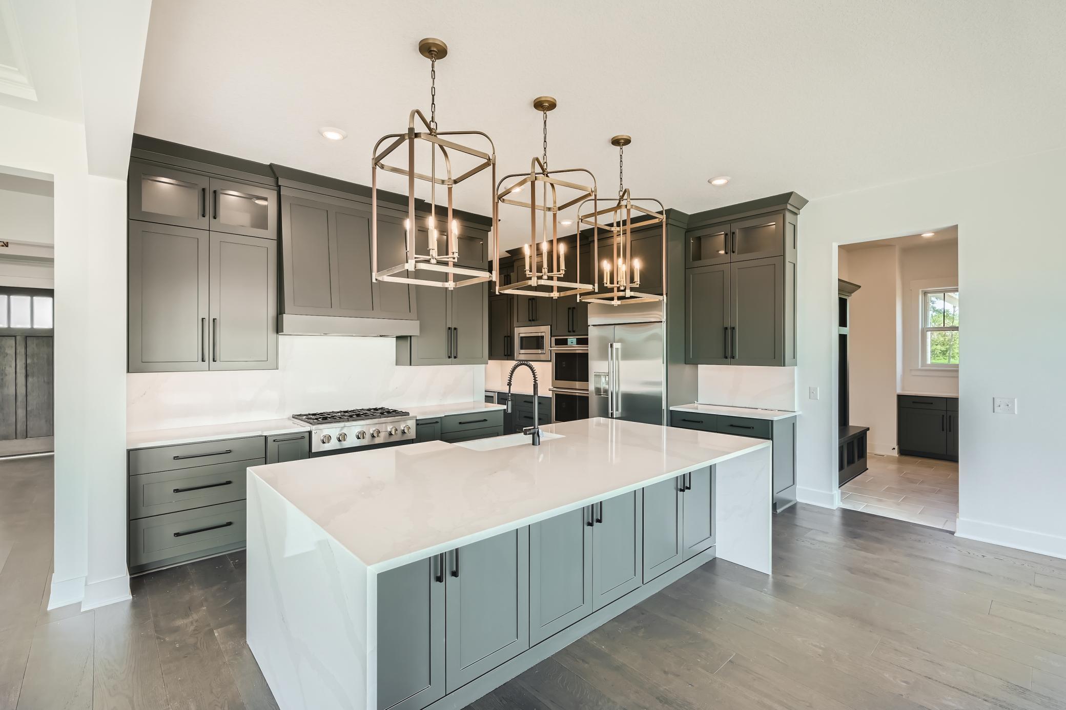 11401 Masters Street N