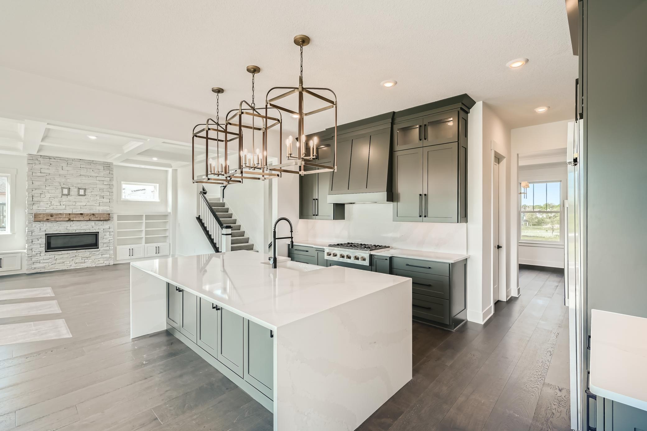 11401 Masters Street N