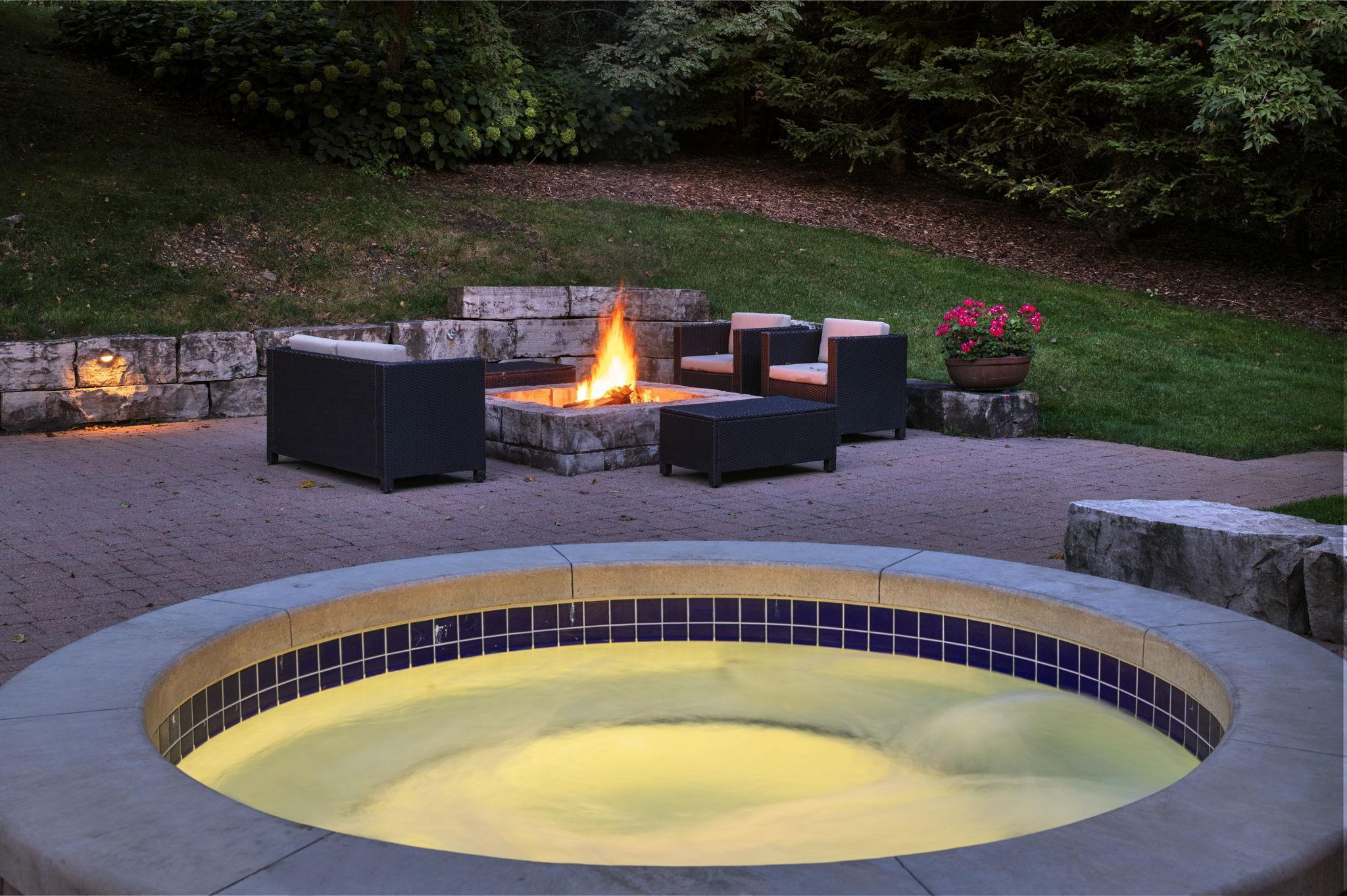 4905 Rolling Green Parkway