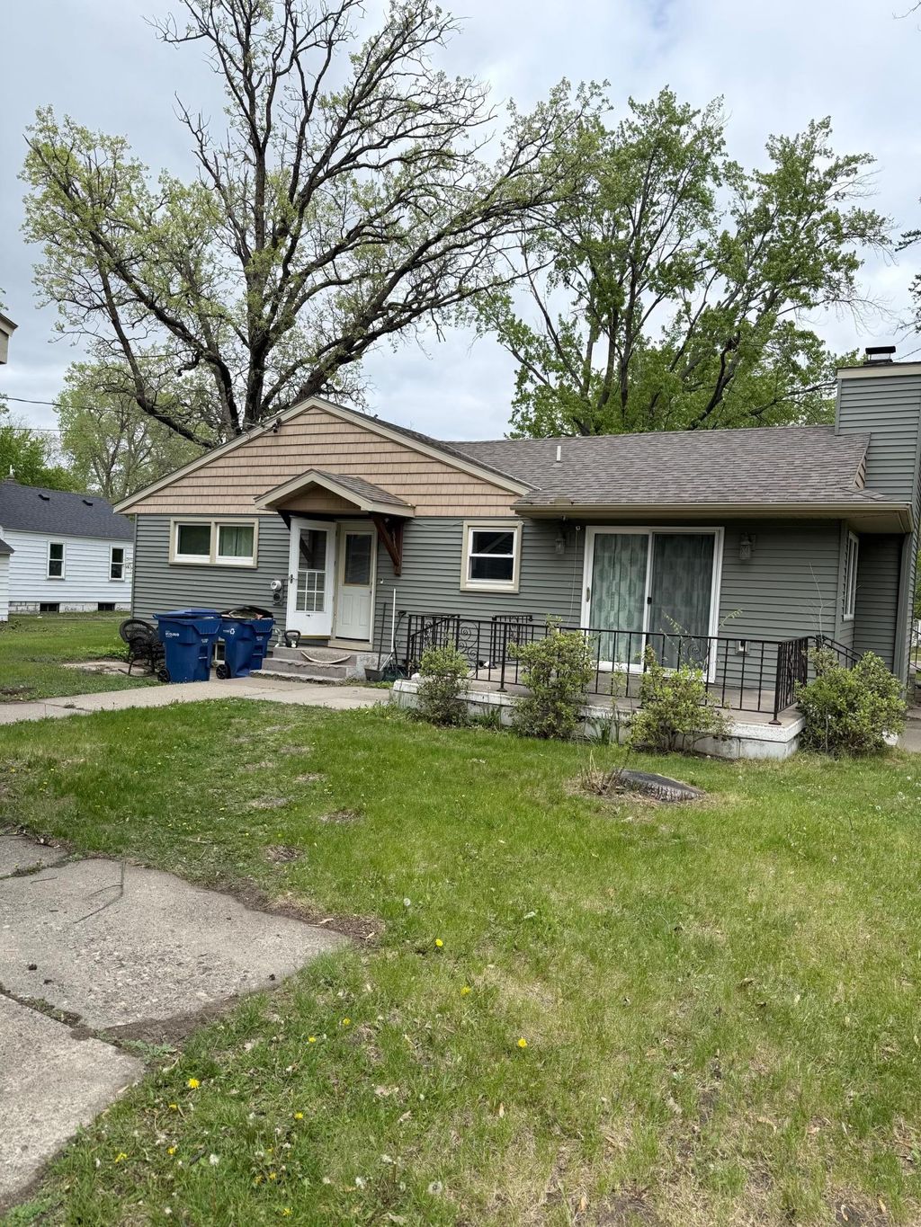 Photo of 443 6th Street NE, Saint Cloud, MN 56304 (MLS # 7080432)