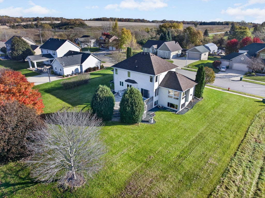 Photo of 4823 Scenic Oak Drive SW, Rochester, MN 55902 (MLS # 7165900)