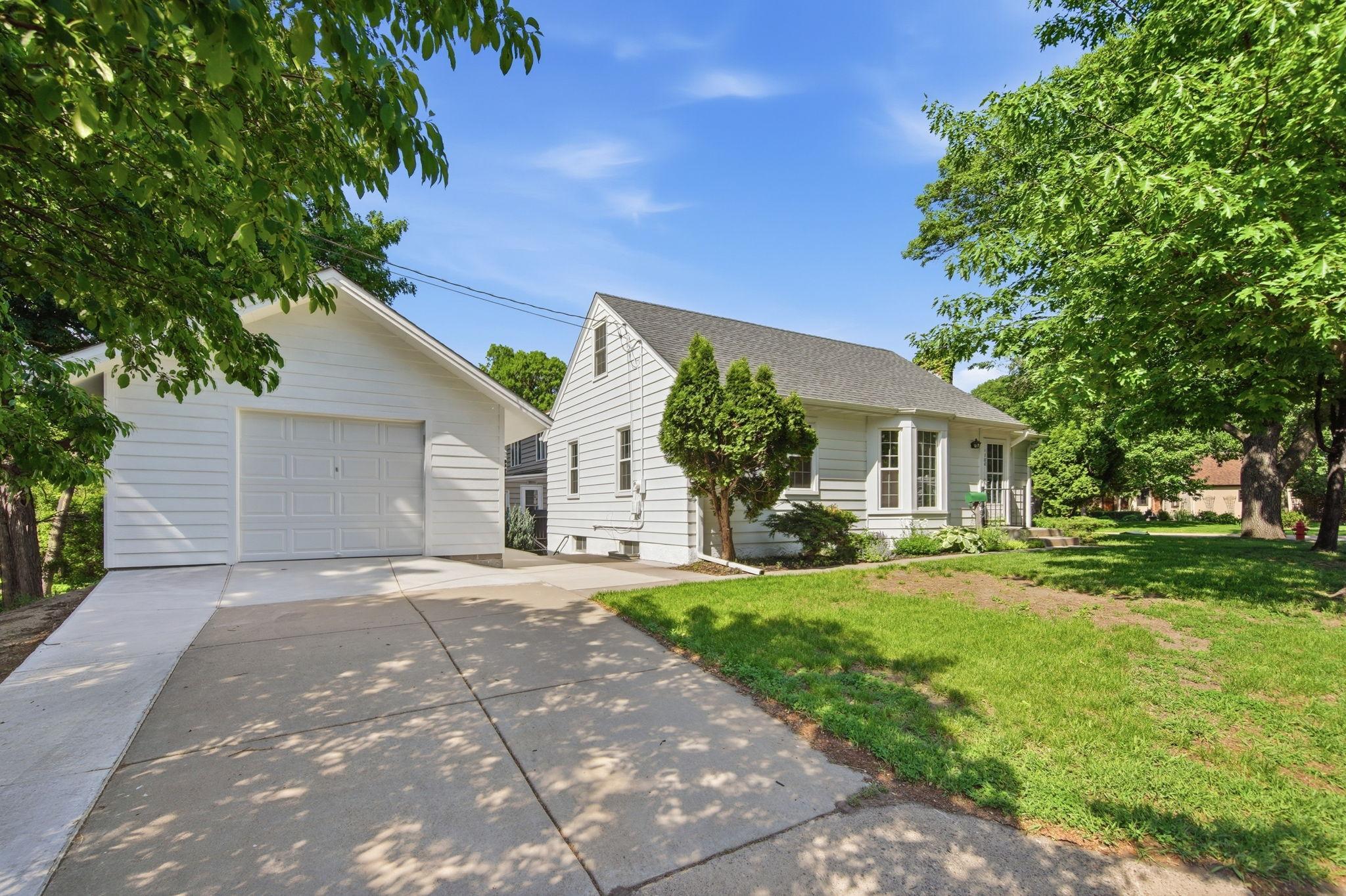 1100 W 73rd Street