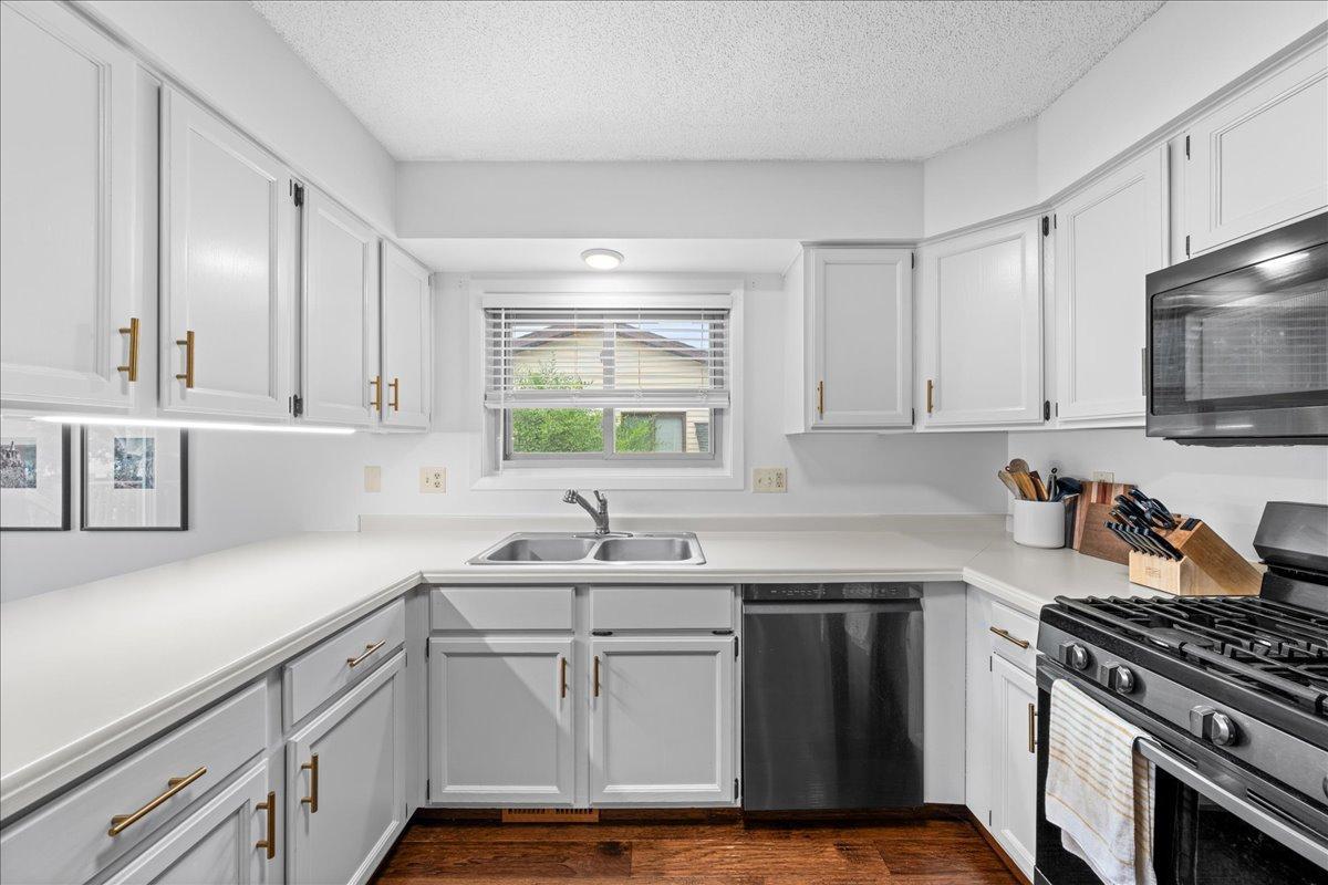 5316 184th Street W